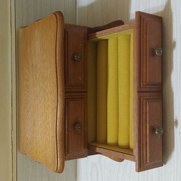 Vintage Wooden Ring/Earring Jewelry Box - Picture 1 of 11